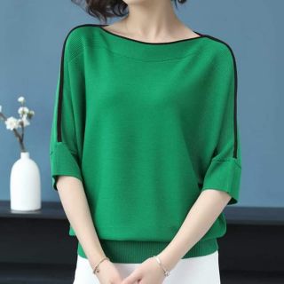 Len tay lỡ