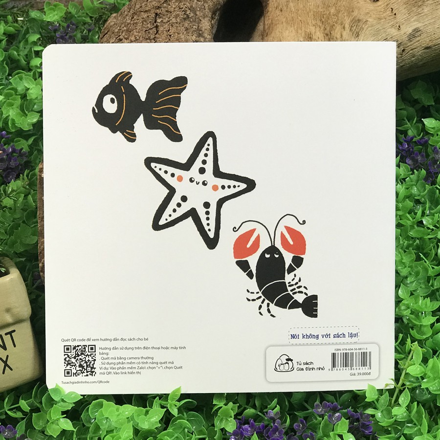 Sách - Ehon Kích Thích Thị Giác - Song Ngữ - Black and White books - Xin Chào Các Bạn Sinh Vật Biển