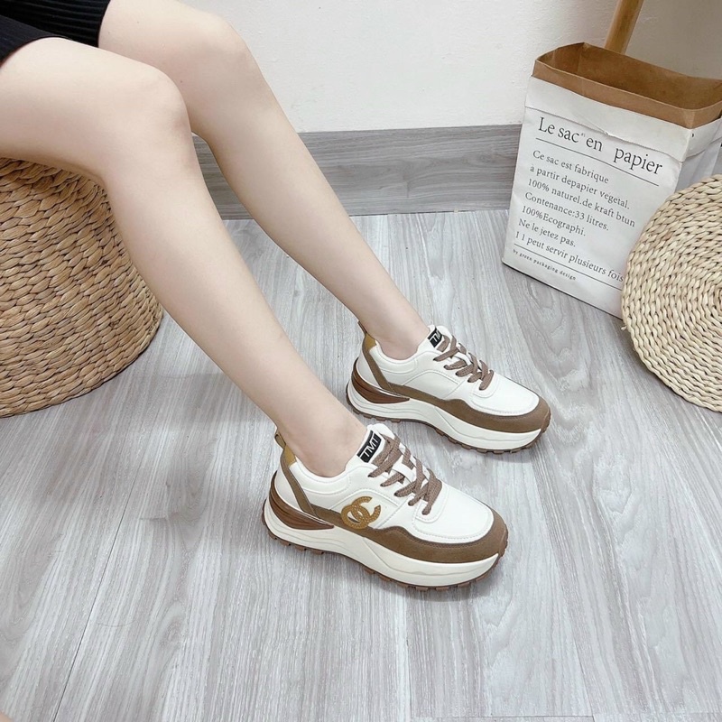 giày thể thao nữ đế cao 5cm 2 màu nâu-đen