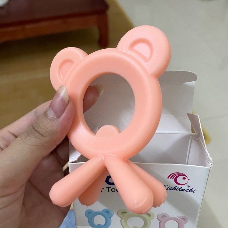 Gặm nướu silicone Kichilachi không chứa BPA hình gấu cho bé từ 1 tuổi