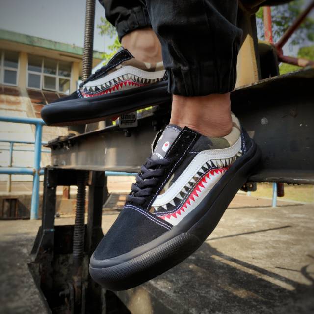 Giày Thể Thao Vans Og X Bape Màu Xanh Đen Cá Tính Cho Nam