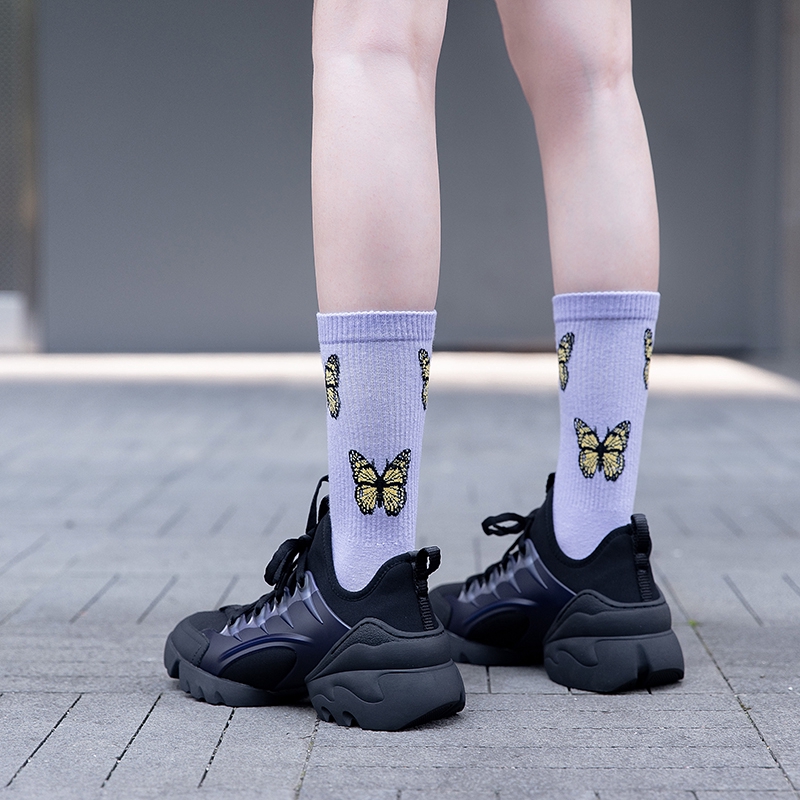 Elastic Butterfly Women Crew Socks High Quality New Trend Cotton Female Black Long Socks Girls Fashion Athletic Skateboard Socks