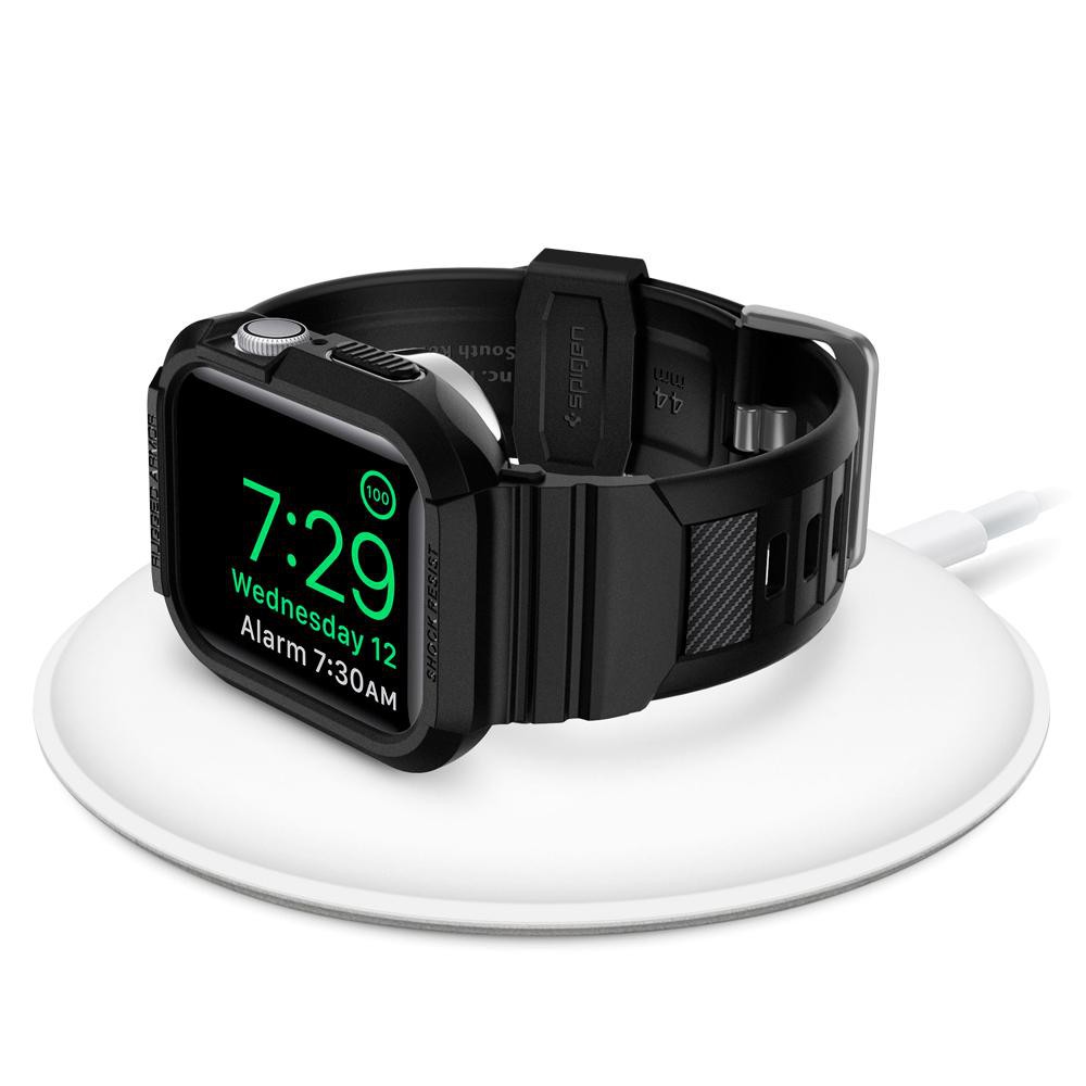 Ốp chống sốc hàng hiệu Spigen Rugged Armor Pro cho Apple Watch Series 6/ 5/ 4