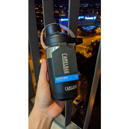 CAMELBAK CHUTE MAG 20 OZ BÌNH GIỮ NHIỆT HÀNG MỚI 100%