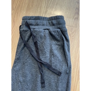 quần jogger Canifa