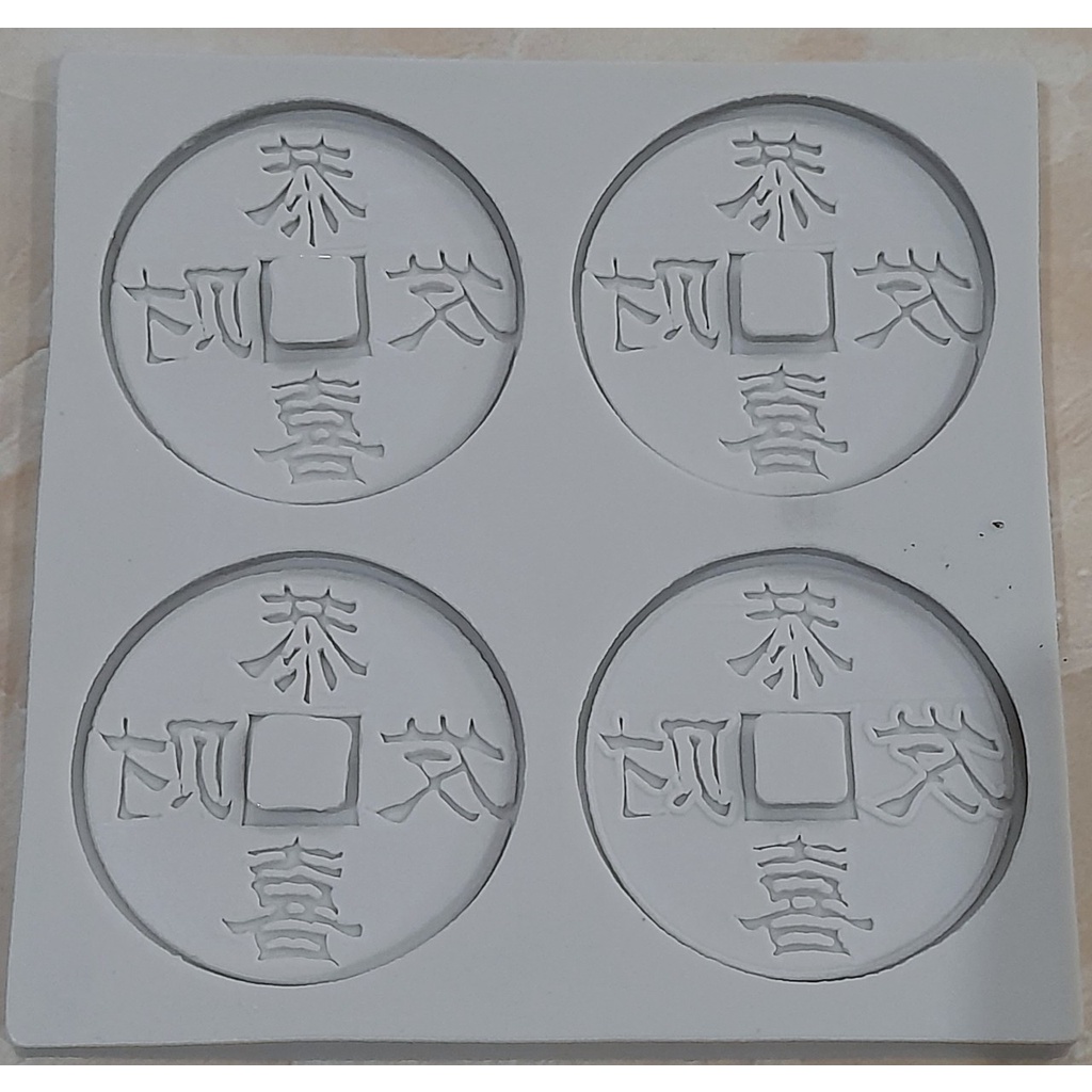 KHUÔN SILICON 4 ĐỒNG TIỀN  VÀNG