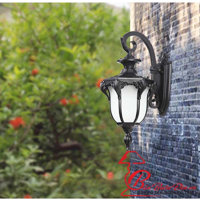 Đèn Gắn Tường Ngoài Trời ĐÈN TRANG TRÍ GIÁ BUÔN  Thiết Kế Theo Phong Cách Châu Âu Khung Nhôm Chắc Chắn 028