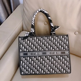 Túi Xách Công Sở Kèm Khăn Size 35