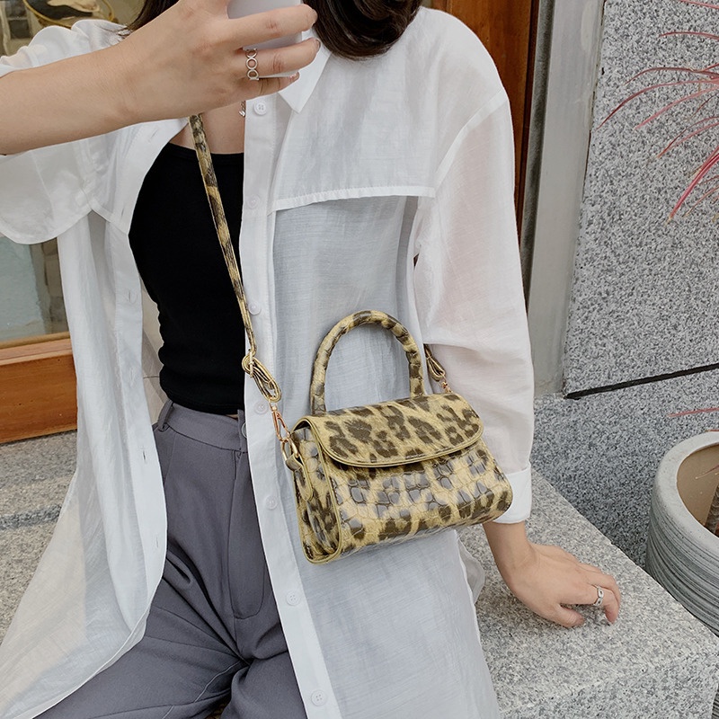 Túi Đeo Chéo Một Bên Vai Dáng Vuông Nhỏ Dập Nổi Họa Tiết Đá Cổ Điển Thời Trang Mùa Hè Hàn Quốc 2020 FF4033