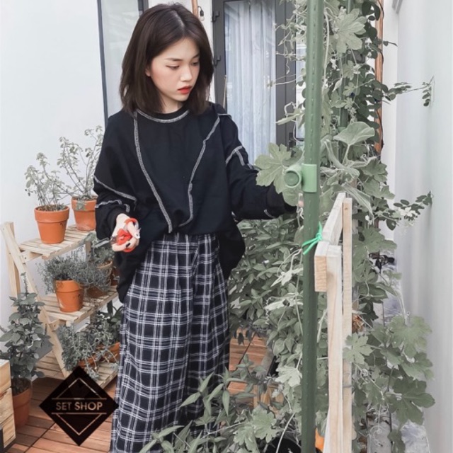 Áo thun cotton viền nổi