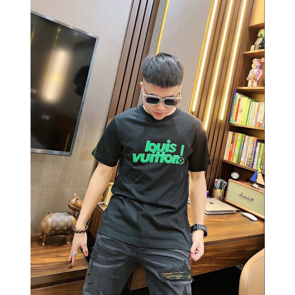 Áo Phông IN 5D LOGO LOUITVUTON Tay Ngắn Thoải Mái Hoạt Động Với Cotton Mịn Thấm Hút Du Lịch Dã Ngoại Hè Mã MT1990