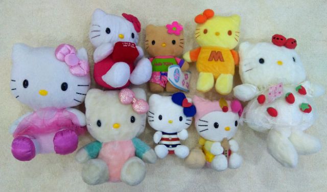 Gấu bông Hello kitty