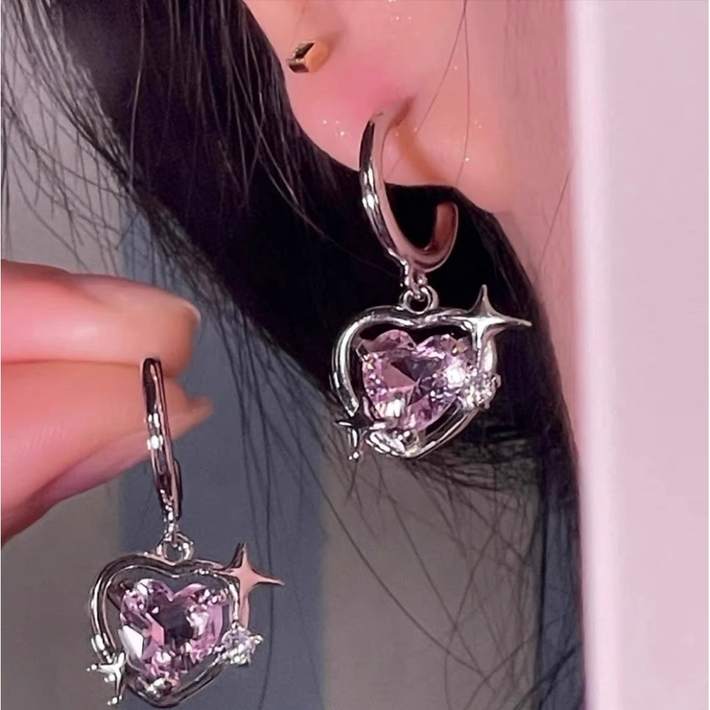 Vòng cổ Mặt Trái Tim Và Ngôi Sao Rỗng Thiết Kế Mới Lạ Độc Đáo