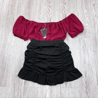 SET TRỄ VAI ĐỎ MIX CHÂM VÁY  ĐEN RÚM
