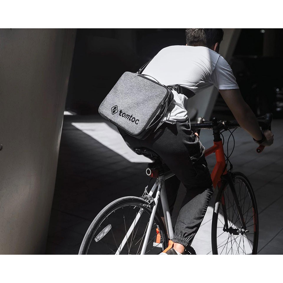 Túi Đeo Chéo 13/15 inch Tomtoc Urban shoulder bag for Ultrabook / Macbook  Gray - (H14-C01G)  - 𝐍𝐊.𝐀𝐜𝐜𝐞𝐬𝐬𝐨𝐫𝐲 | BigBuy360 - bigbuy360.vn