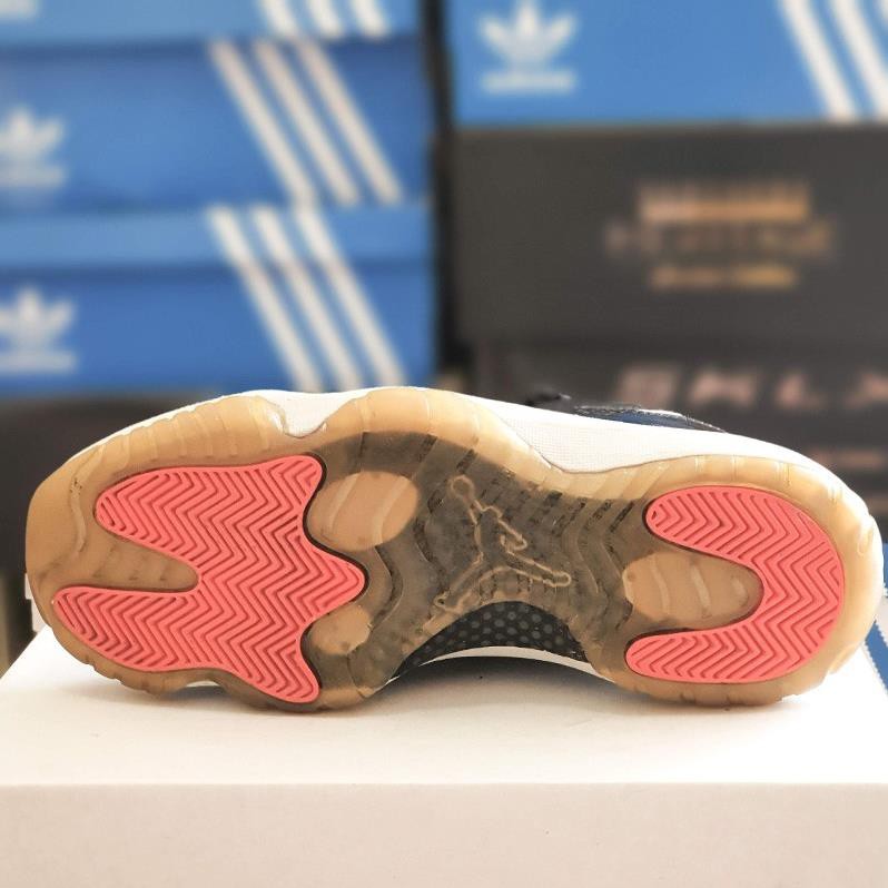 [Hàng Auth] BÁN RẺ DỌN KHO Giày Nike Jordan 11 Retro Low "infrared 23", size 42 real 2hand . : : ' new 2021 ?