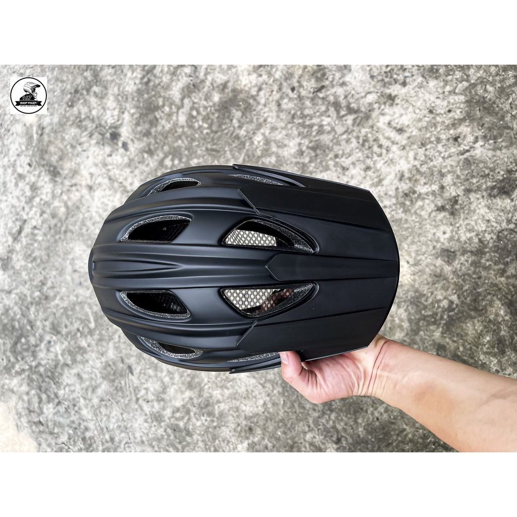 NÓN POC 07 THỂ THAO MÀU ĐEN NHÁM KÈM TÚI VÀ HỘP CHÍNH HÃNG