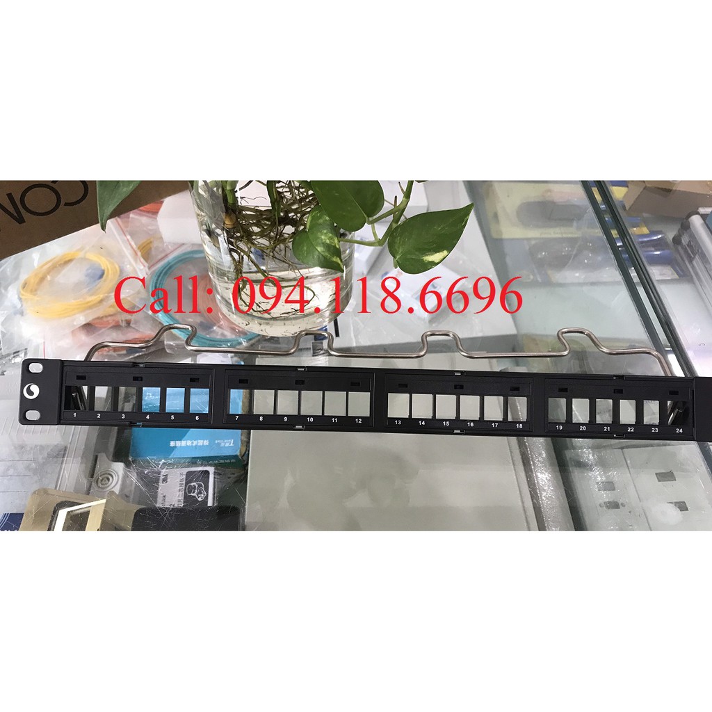 Thanh quản lý Cáp ngang 1U CommScope/AMP mã 1427632-1 dành cho tủ mạng, tủ rack