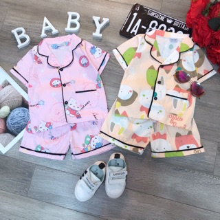 Bộ pyjama nhiều hình