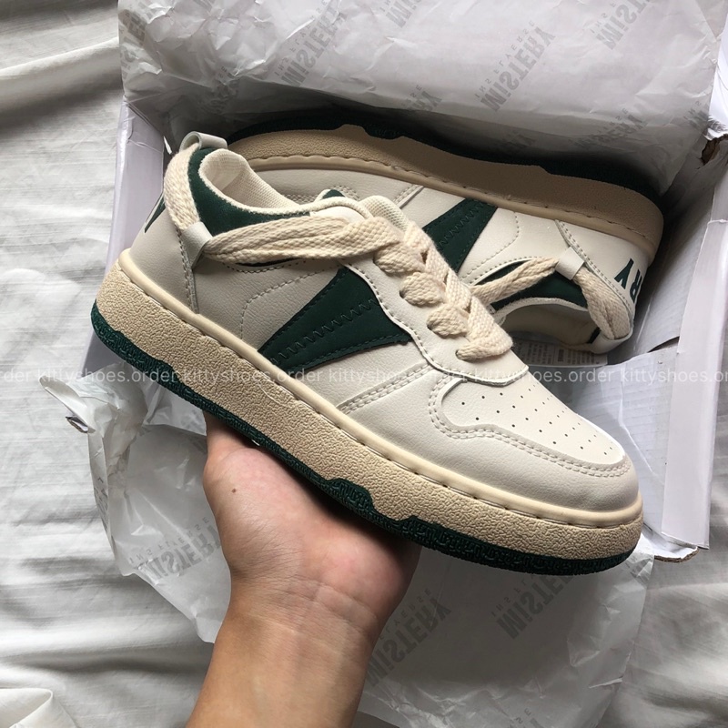 Giày Thể Thao Ulzzang Màu Xanh Rêu Thiết Kế Đặc Biệt - G05