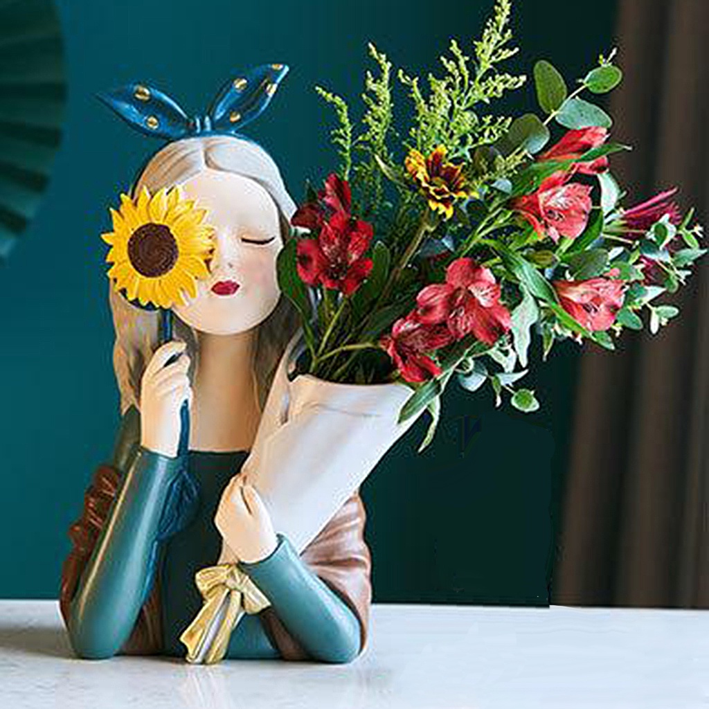 Bình cắm hoa hình cô gái để bàn trang trí nội thất nhà