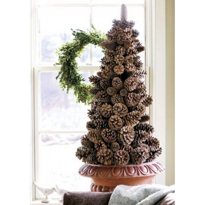 Quả thông khô dùng trang trí