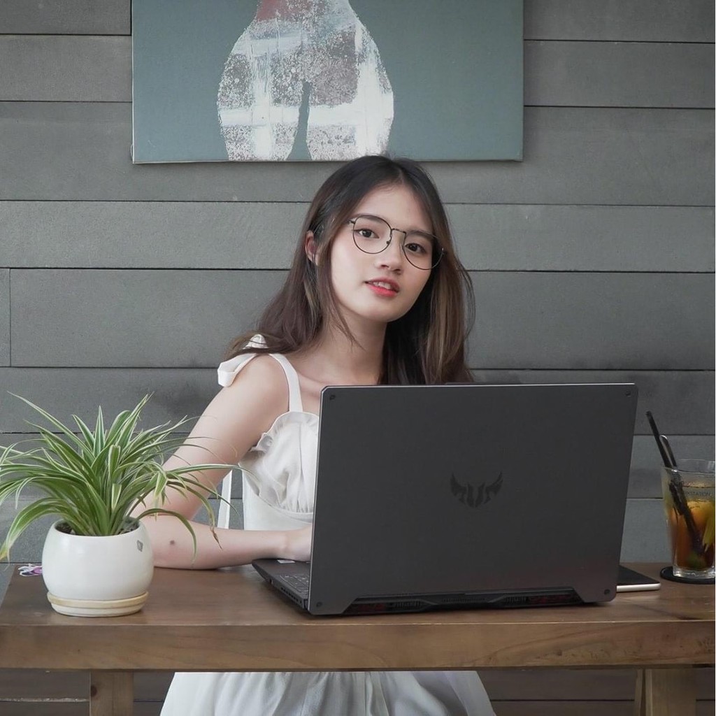 Gọng Kính Trắng Nữ Tròn Kim Loại [FREESHIP] Kính Học Sinh Kính Giả Cận-VT1 | BigBuy360 - bigbuy360.vn