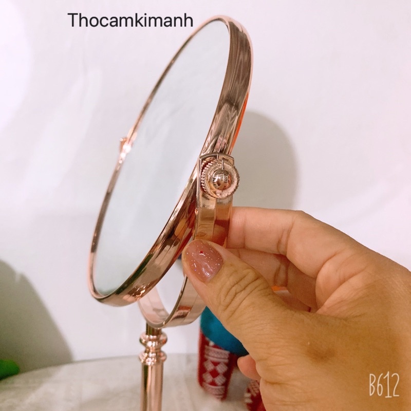 Gương trang điểm 2 mặt cao cấp xoay 360 độ ( có 1 mặt phóng đại gấp 3 lần )