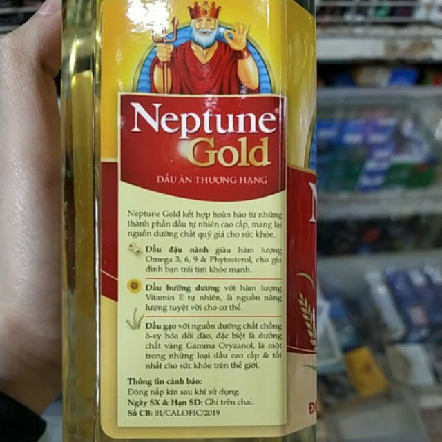 qo555 Dầu ăn Neptune Gold chai 1 lít