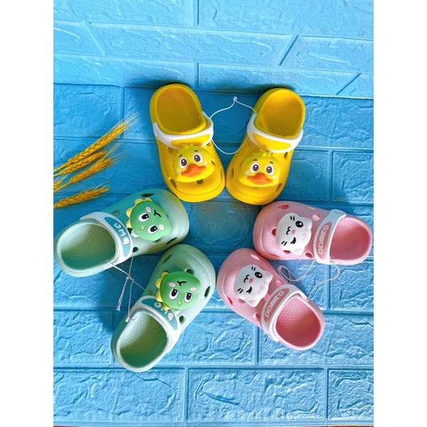 Dép sục cross cho bé 1-3 tuổi [sale off]