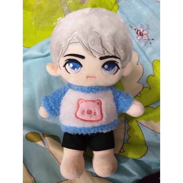 Áo lông cho doll 20cm