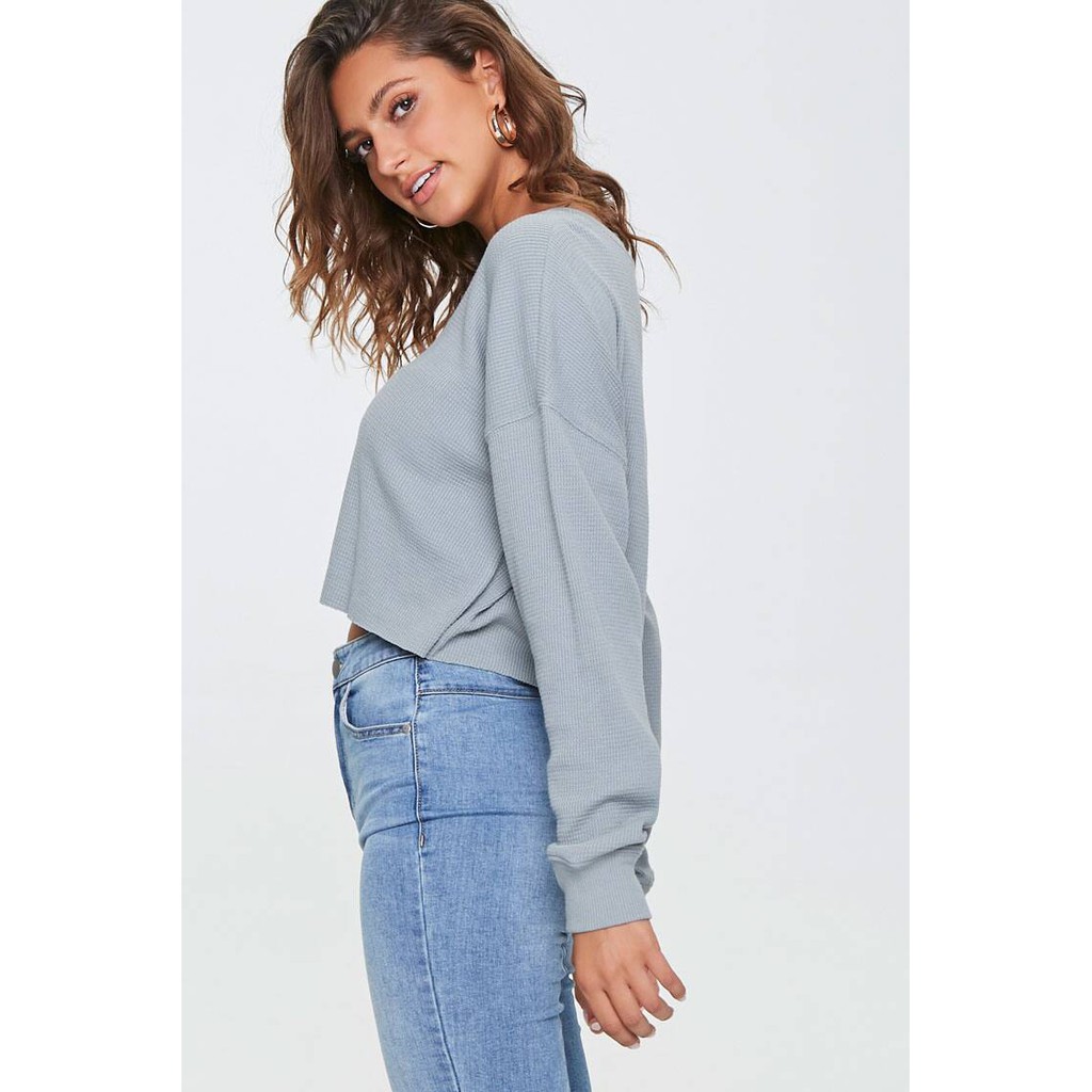 Áo thun croptop F21 in chữ Kami