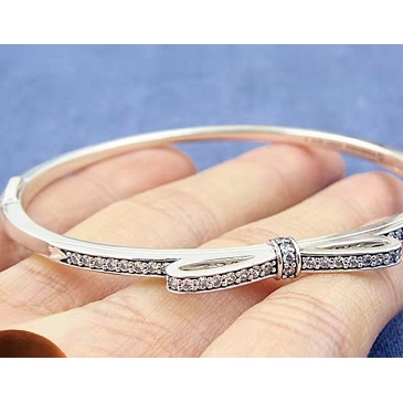 Vòng Tay Nơ Đá Lấp Lánh Mạ Bạc 925