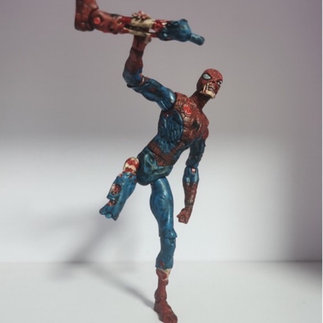 Mô hình Spider Man bản Zombie Marvel Select
