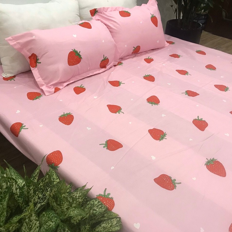 Bộ Ga gối Cotton Poly 3 Món Mẫu Dâu Tây Hồng