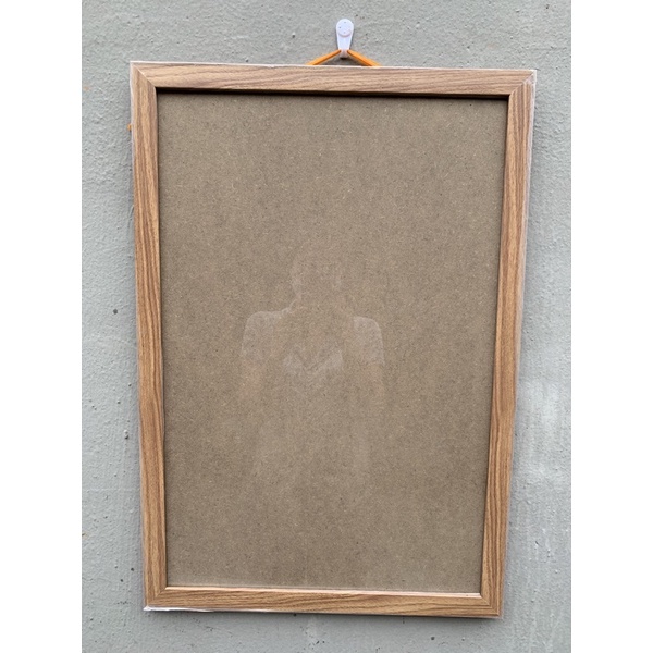 Khung ảnh treo tường viền 5cm kích thước.35x50/40x60/50x75 mica kính giá tại xưởng