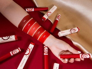 Son Kem Lì Black Rouge Cream Matt Rouge