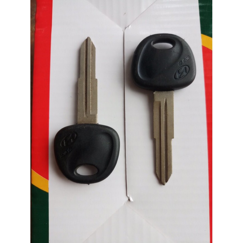 Phôi chìa khoá xe HUYNDAI rảnh phải ( combo 2 chìa )