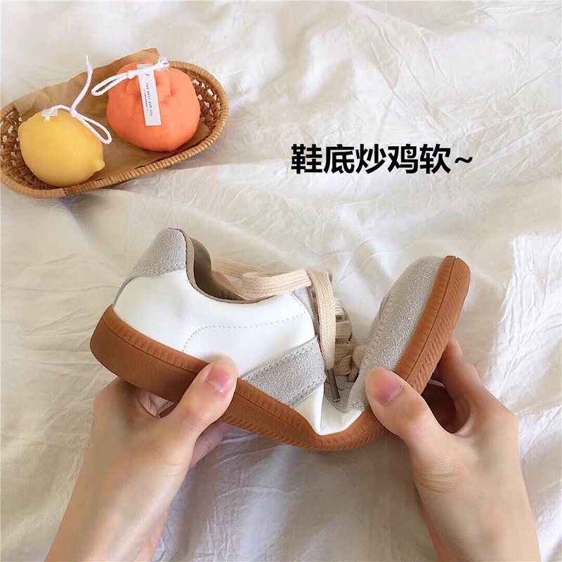 Giày bánh mì retro cổ điển