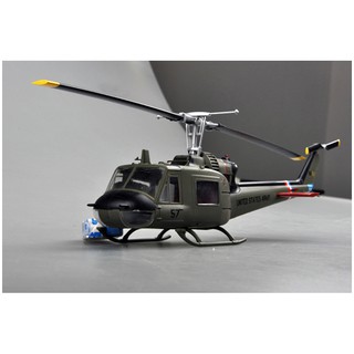Mô Hình Máy Bay Trực Thăng Quân Đội Mỹ Air Uh - 1c Tỉ Lệ 1 / 48