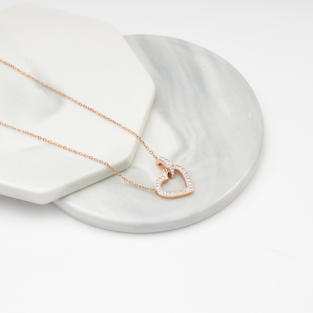 Dây chuyền nữ CDE Heart Lock Jewelry Stone Rose Gold CDE6021