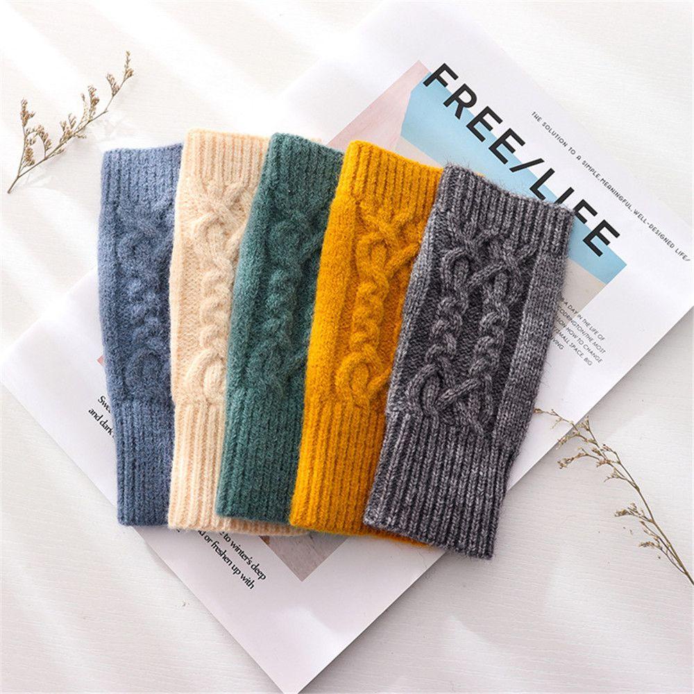 Găng Tay Len Hở Ngón Màu Sắc Thời Trang