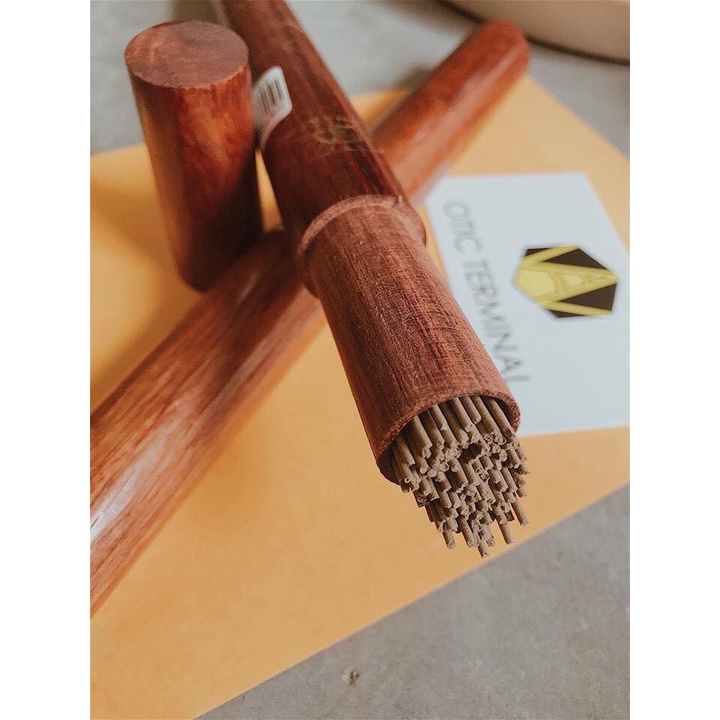 Trầm Hương Không Tăm