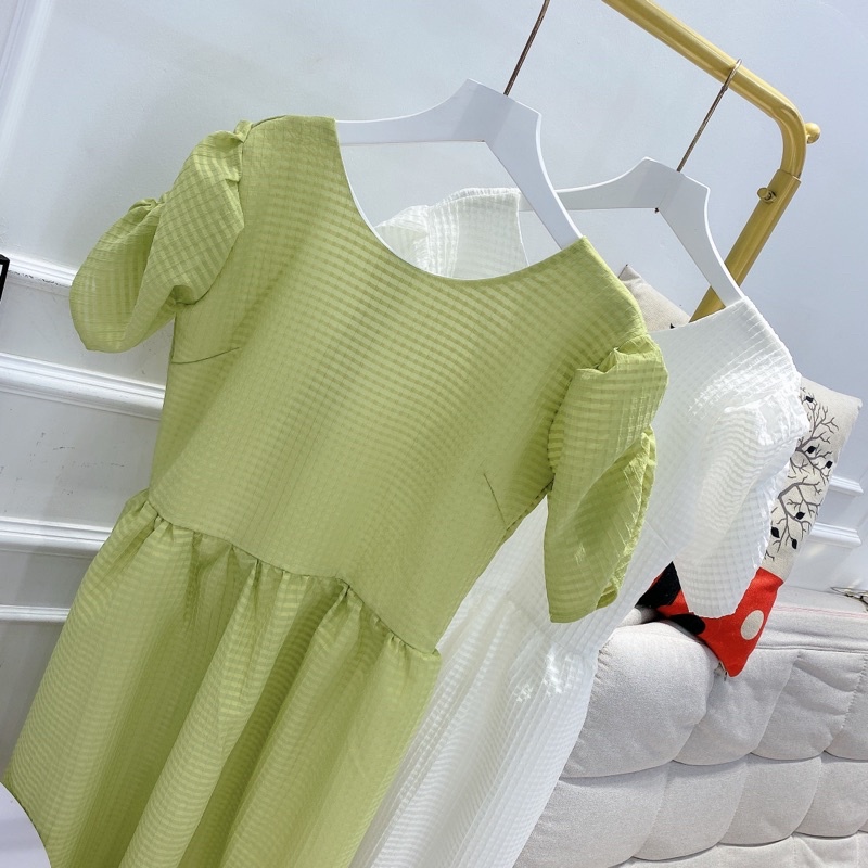 [ 𝐅𝐑𝐄𝐄 𝐒𝐇𝐈𝐏 ] VÁY CỔ TRÒN TAY BỒNG• CHẤT XỐP KẺ CHUẨN MẪU CÓ 2 MÀU ĐẸP LẮM Ạ