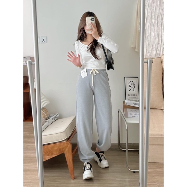 Quần jogger nỉ tăm chất đẹp- hàng loại 1