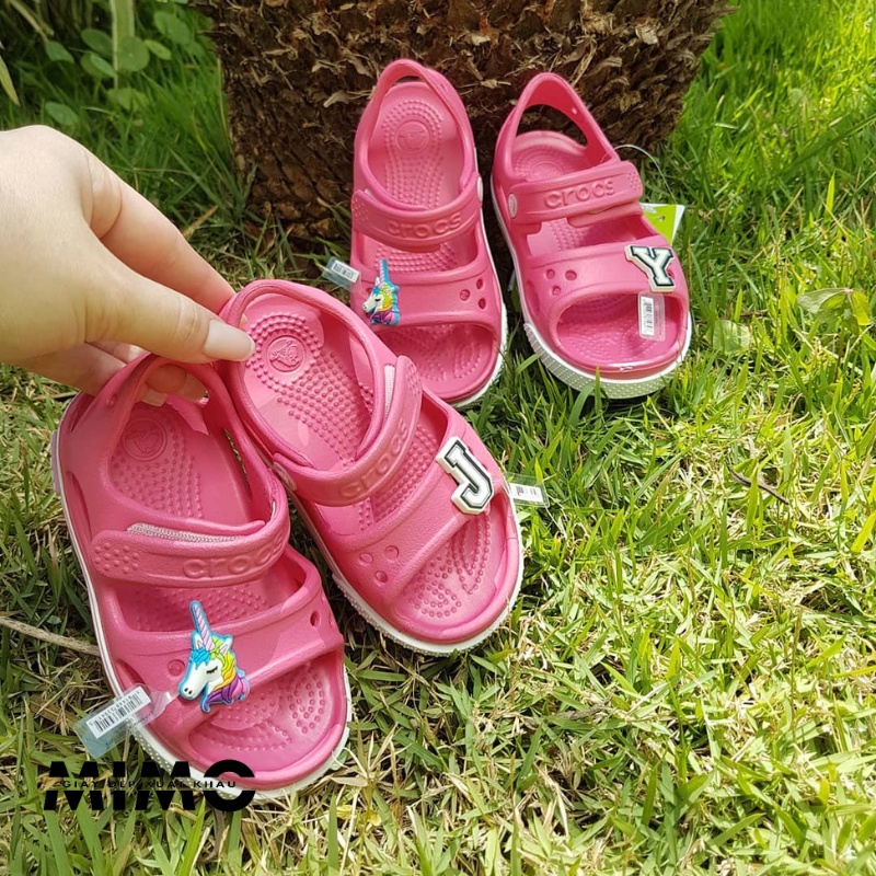 Tặng kèm jibit, Sandal Crocband Hồng Hồng xinh xắn cho bé gái, quai dán, đế ma sát siu bền