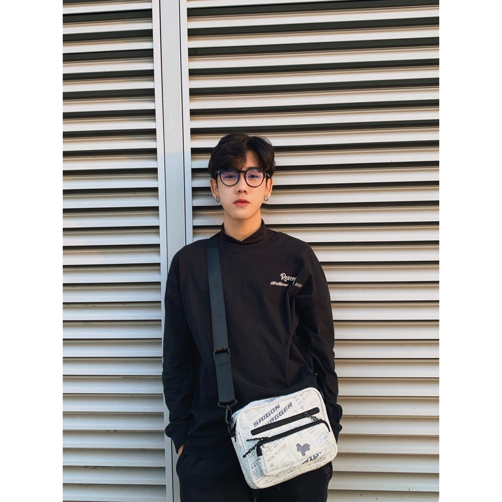 Túi Đeo Chéo Nam Nữ Ngang In Họa Tiết Báo SAIGON SWAGGER® SGS Journal Cross Body Bag