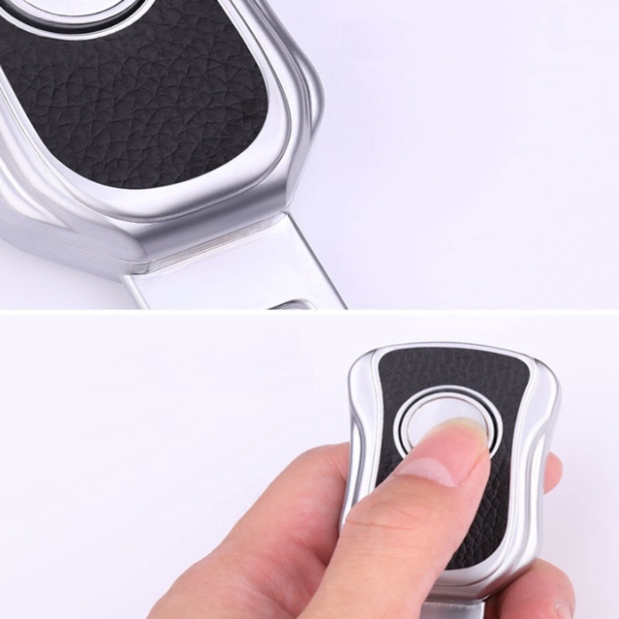 Chốt cắm đai an toàn, chốt chồng đai ngắt chuông cho ô tô - Có thể cắm nối tiếp - Chất liệu hợp kim vân CACBON