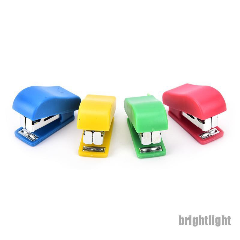 Kẹp Giấy mini Hình Hoạt Hình Dễ Thương Kèm Kim Tiện Dụng Cho Học Sinh