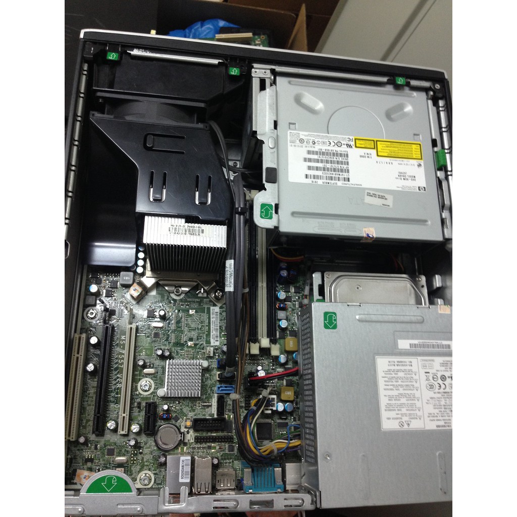 Máy tính để bàn Dell Inspiron 3647/ G3240 (70045406) | BigBuy360 - bigbuy360.vn